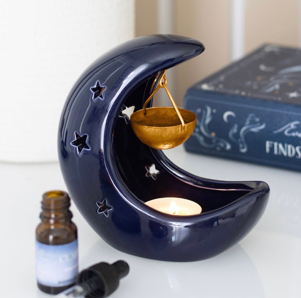 Blue Crescent Moon Hanging Oil Burner With Gold Dish