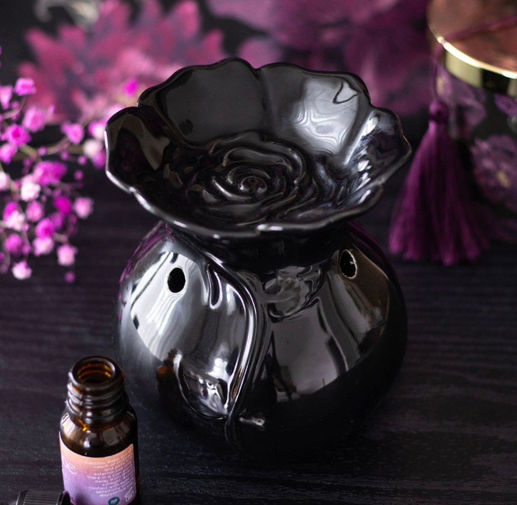 Black Rose Oil Burner